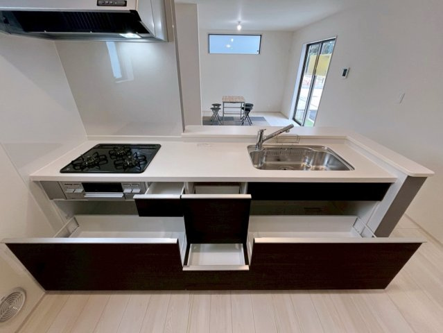 リーブルガーデンうるま市田場のキッチン
