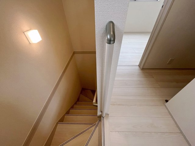 リーブルガーデンうるま市田場の内装|2階廊下