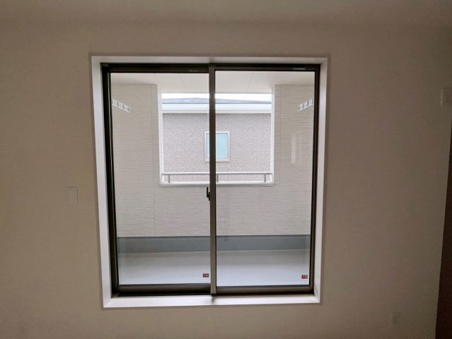 リーブルガーデンうるま市田場の洋室|7.7帖