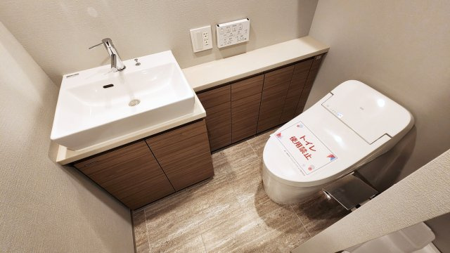 コスモグラシア新宿西早稲田のトイレ