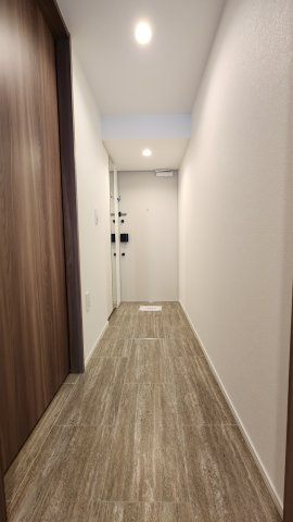 コスモグラシア新宿西早稲田の玄関