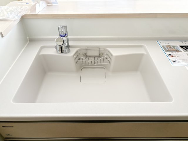 Bloom₋ブルーム　小倉北区赤坂4丁目1期　のキッチン|浄水器一体型シャワー水栓です。