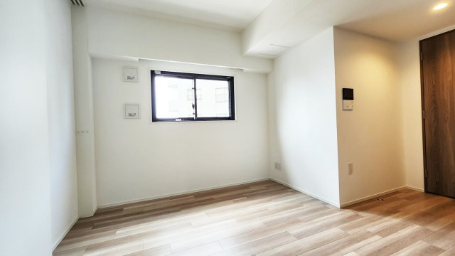 コスモグラシア新宿西早稲田の居間・リビング