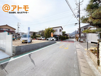 【前面道路含む現地写真】