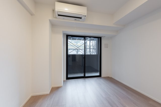 SYFORME YOKOHAMA-ODORIKOENの居間・リビング|※類似タイプ参考写真です（カラータイプや仕様が異なる場合がございます）