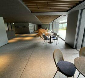 コムレジ赤羽　学生棟のロビー