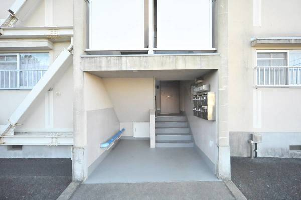 ビレッジハウス下島2号棟のエントランス|エントランスです