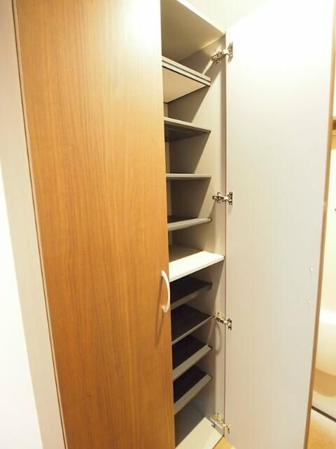 ＡＰＴ３８の玄関