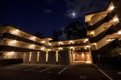  | グランウッド