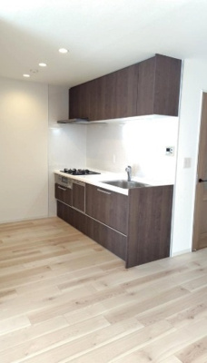 【キッチン】 | コボリマンション夙川桜台 | 2021年リノベ―ション歴のある綺麗なお部屋。最上階、南東向き、陽当たり良好！