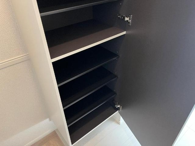 アムール香椎駅前Ⅱの収納|下駄箱（イメージ）