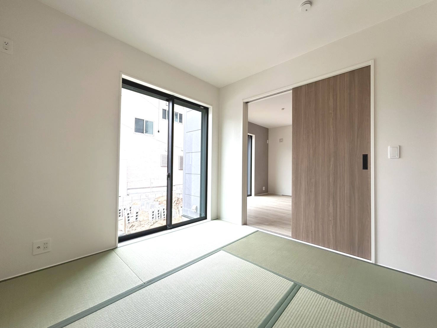 リナージュ　一宮市浅井町河端01期　全1区画分譲の和室|一室あると便利な和室は、ご来客時はもちろん、お子様のお昼寝や遊び場、寝室としてもご利用いただけます。
日本の良き文化を引き継ぐ、色々な用途で使える、癒しの空間で心休まりますね。