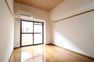 【居間・リビング】 | コーポカースル