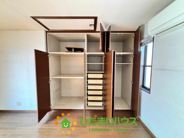 加須市旗井　中古一戸建ての収納