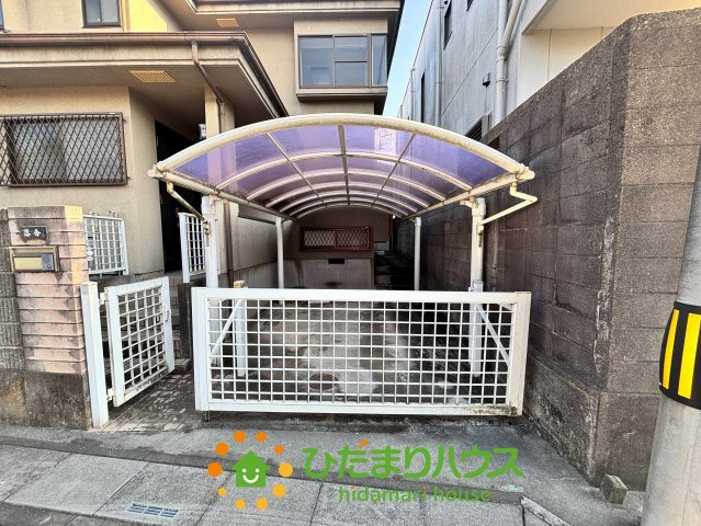 加須市旗井　中古一戸建ての駐車場