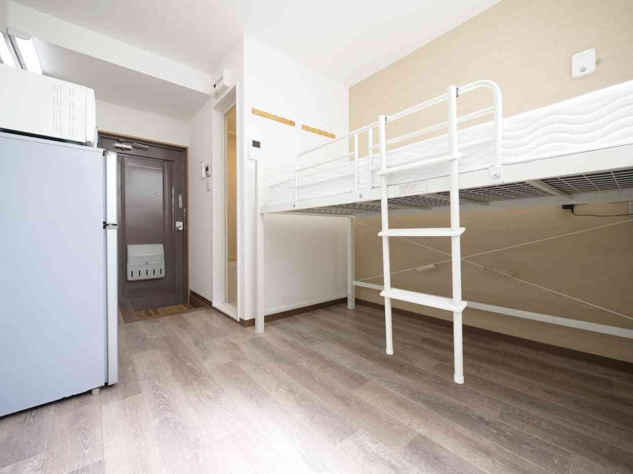 メゾン津島の洋室|※写真は別の部屋のものです。家具・インテリアはイメージです。付帯しません