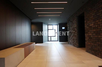 【ロビー】 | LANDIC Y138