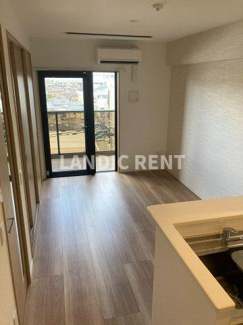 【内装】 | LANDIC Y138