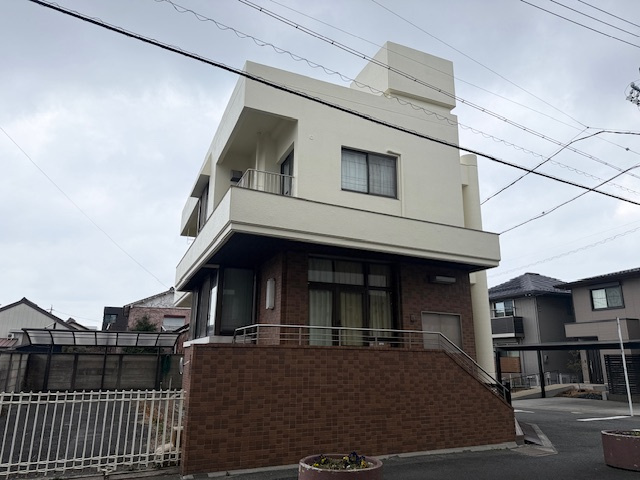 常滑市新開町　中古戸建の外観