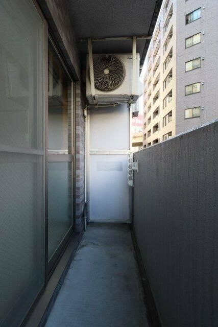 スカイコート日本橋のバルコニー