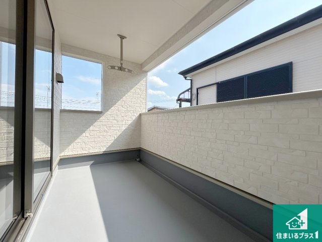和歌山市福島　第5期　新築一戸建てのバルコニー|日当たりのよいバルコニー！お部屋が開放的に！