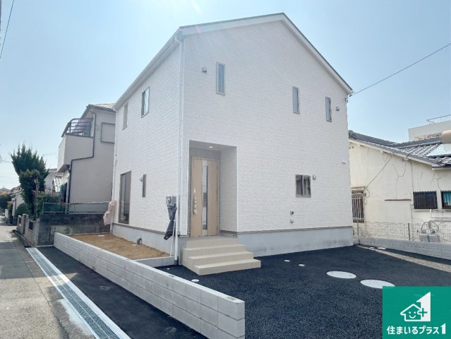和歌山市福島　第5期　新築一戸建ての外観|安心の10年保証！外観を美しく保ち、雨水で汚れを落とします！気になることがありましたら、お気軽にお問い合わせください！