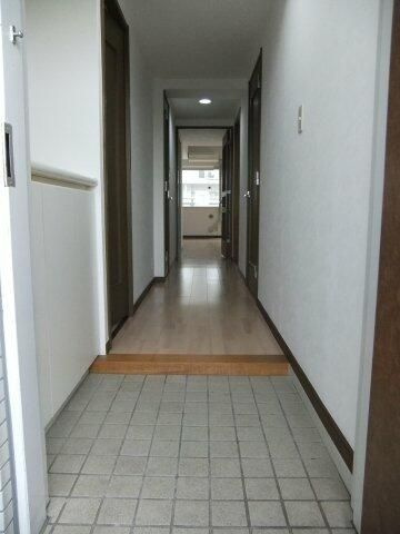 ツインシティ東砂アネックスの玄関