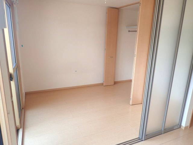 柿畑ハイムの洋室