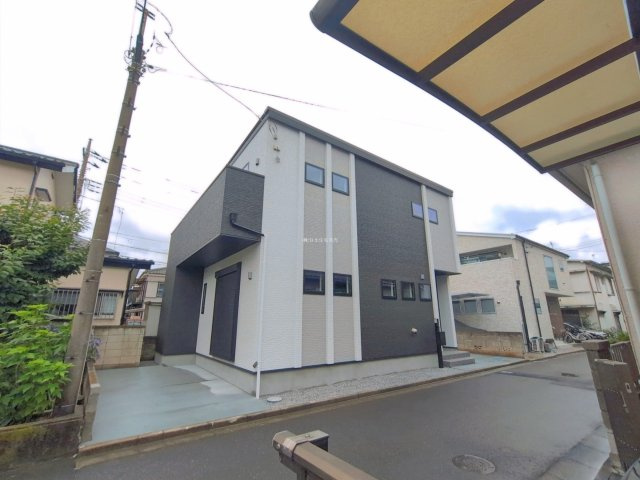 ふじみ野市福岡中央２丁目の新築一戸建の前面道路含む現地写真