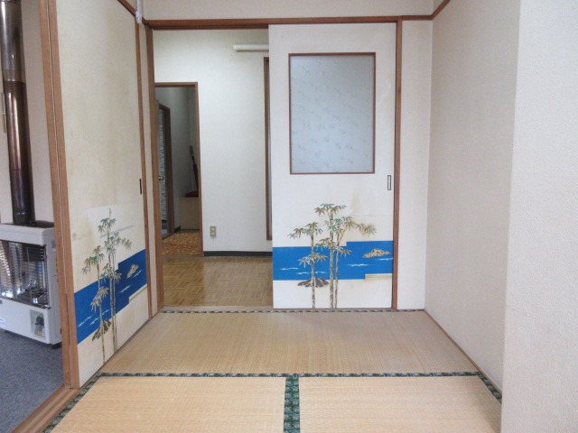 黄色い館の和室