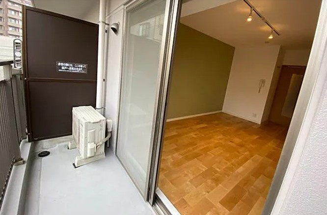 レジディア本郷菊坂プレイスのバルコニー