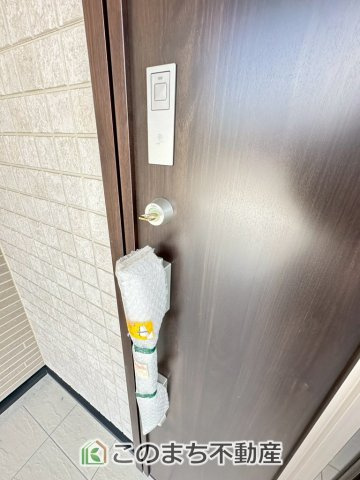 ブルーミングガーデン宇都宮市鶴田町5期の設備|玄関のカギはワンタッチでダブルロックが可能なカードキーを採用しております☆
