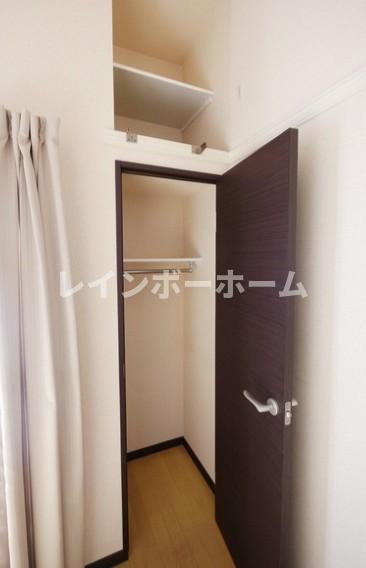 レオネクストグラシューズの収納
