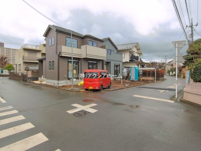 所沢市中新井4丁目・全2棟　新築一戸建　A号棟　～南道路～の前面道路含む現地写真|現地写真（2026年3月26日撮影）
