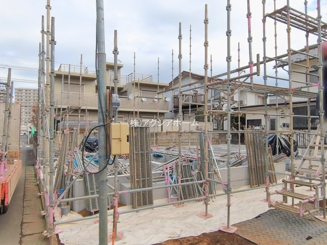 所沢市中新井4丁目・全2棟　新築一戸建　A号棟　～南道路～の外観|現地写真（2026年2月13日撮影）