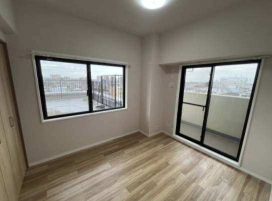 コスモ狭山富士見の洋室|ゆったりした洋室です