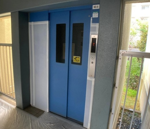 志木ニュータウン南の森弐番街８号棟のその他共用部分|エレベーターがあります
