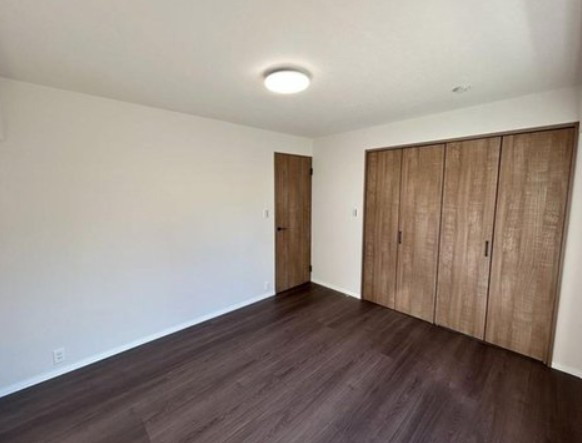 東武みよしみずほ台サンライトマンションＢ棟の洋室|広々とした洋室です