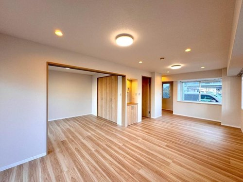 サーパス浦和の居間・リビング|使いやすいリビングです