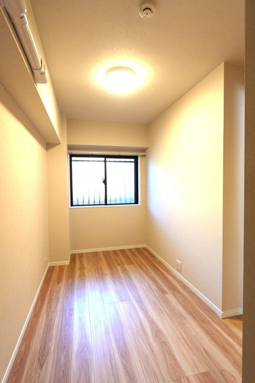 ウイング高崎の洋室|落ち着いた色調の洋室です