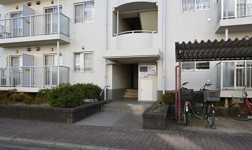 志津グリーンハイツ２号棟のエントランス|建物の内部です