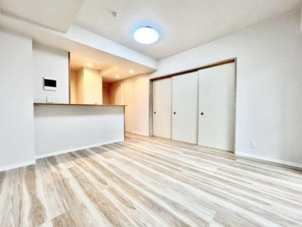 レヴィールエコステージ古河の居間・リビング|ゆったりとしたリビングです