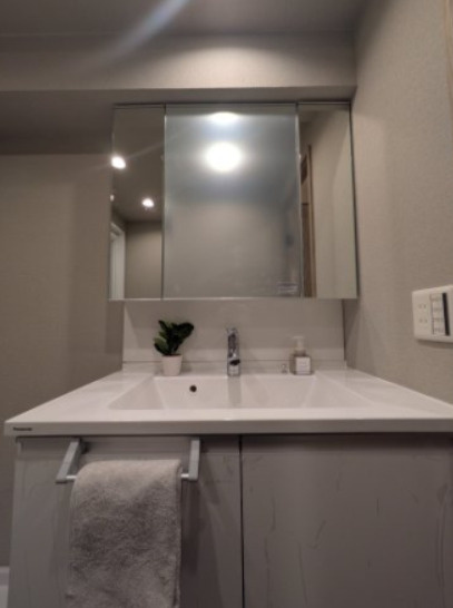 ファミリエール古河の独立洗面台|独立洗面台です