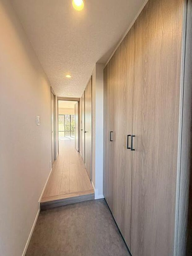 ガーデンコート西の原１号棟の玄関|玄関です