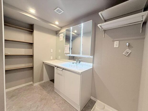 ガーデンコート西の原１号棟の独立洗面台|独立洗面化粧台付き