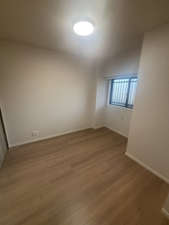 ライオンズマンション東習志野の洋室|明るい洋室です