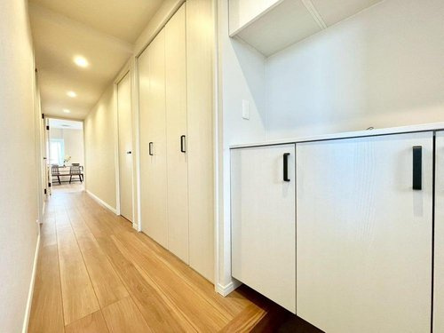 フェアロージュ津田沼ポルタ館の玄関|ゆったりとした玄関です