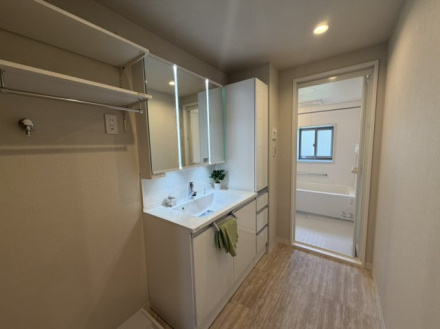 エクセレントプレイスドリームマークスの独立洗面台|使いやすい独立洗面台です