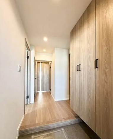 ネオ・アーバン新座の玄関|ゆったりとした玄関です