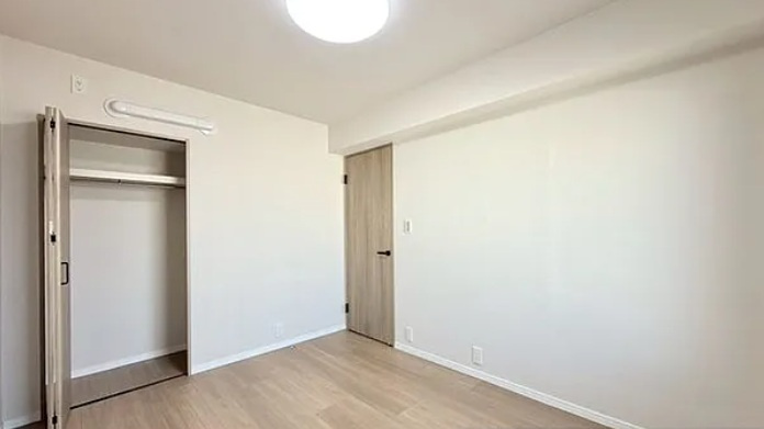 ネオ・アーバン新座の洋室|個人の部屋や寝室として使える洋室です